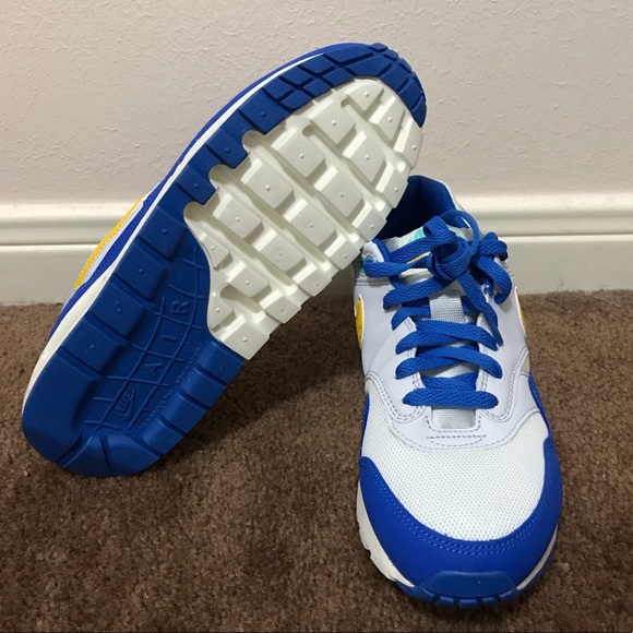 Nike Air Max 1 ‘Signal Blue’ New! - Picture 5 of 7